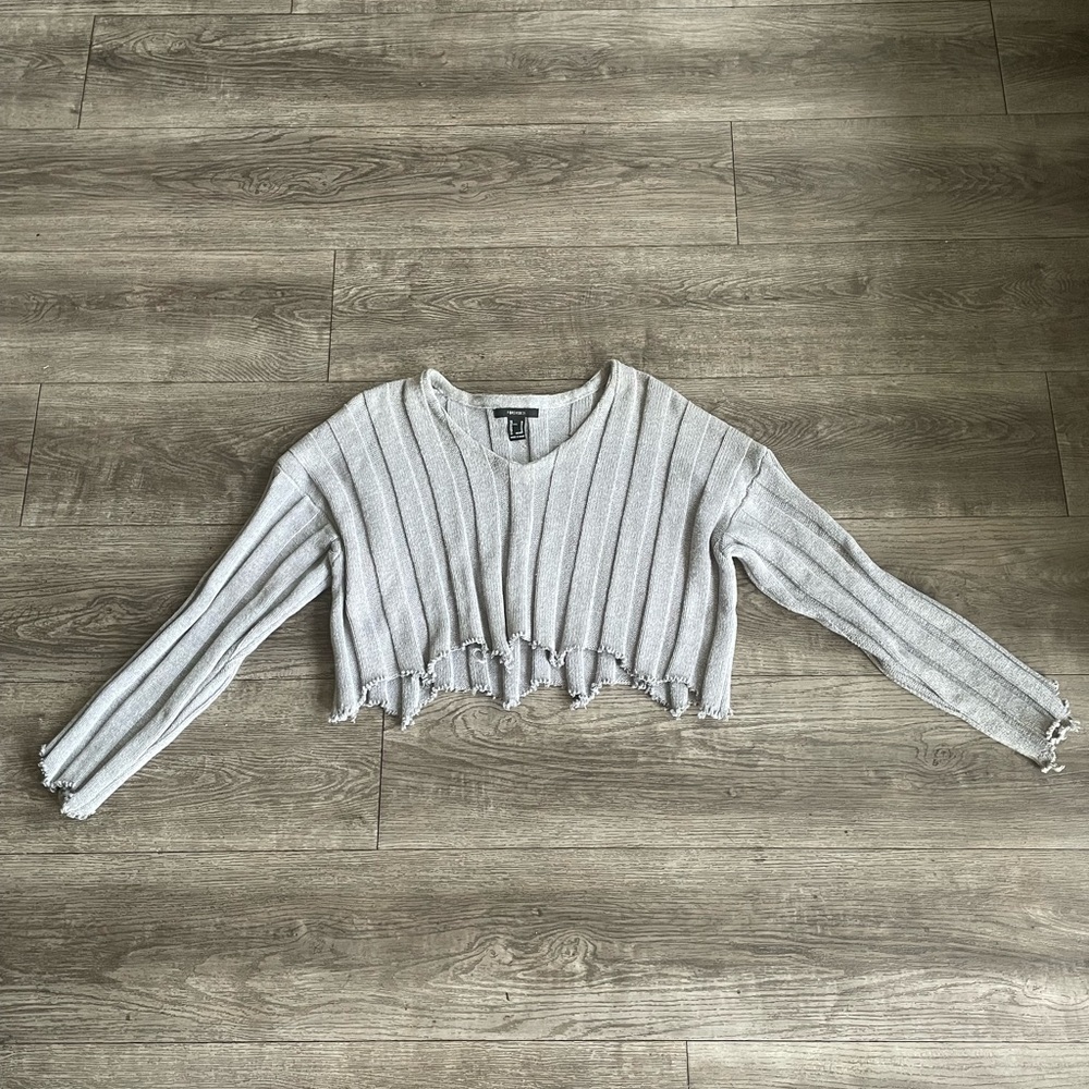FOREVER21 | Grey | Long sleeve | Cropped | Medium